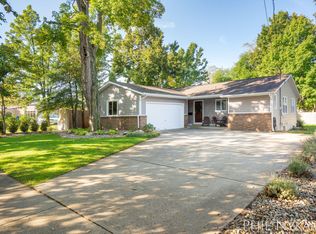 648 Columbia Ave, Holland, MI 49423
