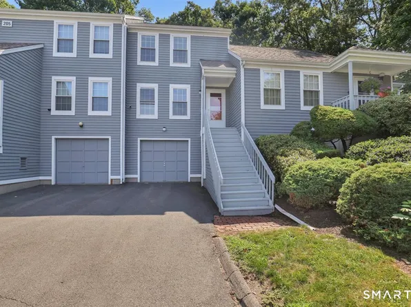 205 Oakland Street #B, Manchester, CT 06042