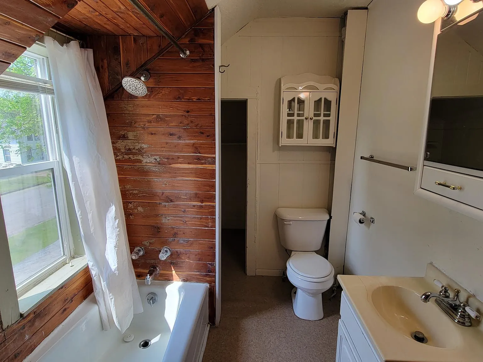 1 bed, 550 sqft, $600 — Photo 2