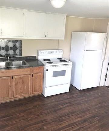 2nd image of 104 E Ruby Ave