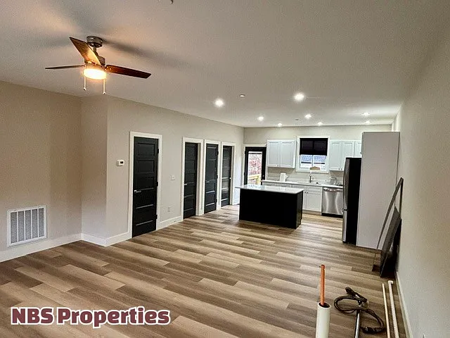 Emerson Way - 112 — Photo 3