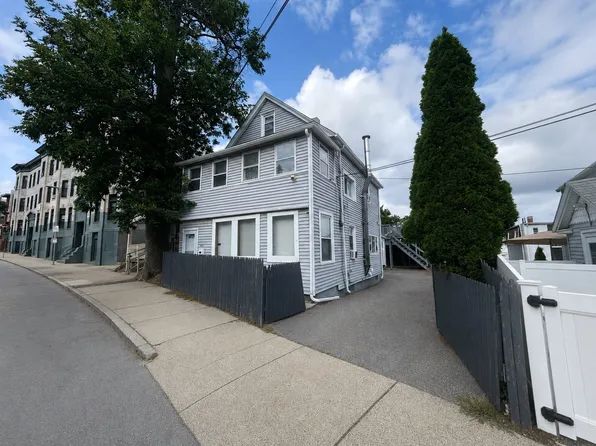 445 Walnut Ave, Jamaica Plain, MA 02130