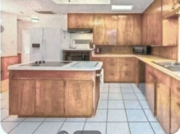 7518 Magnolia St, Houston, TX 77023