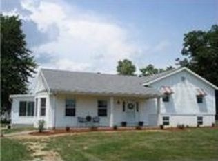 7644 Oak Grove Rd, Newburgh, IN 47630