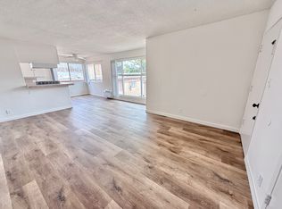 6617 Fulton Ave #10, Van Nuys, CA 91401