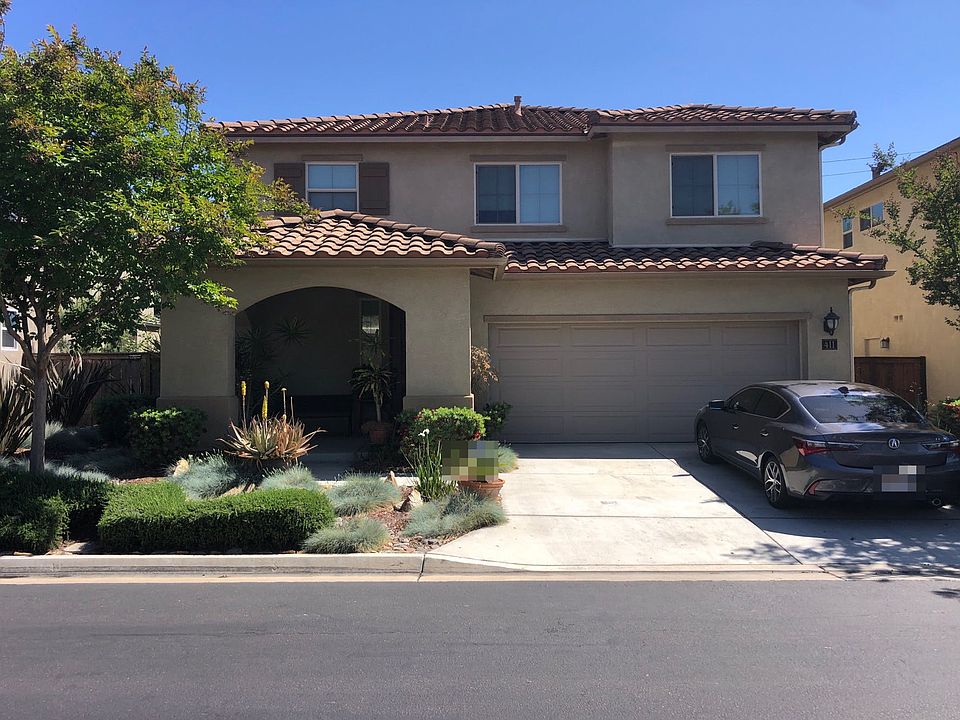 1st image of 411 Birchwood Ln
