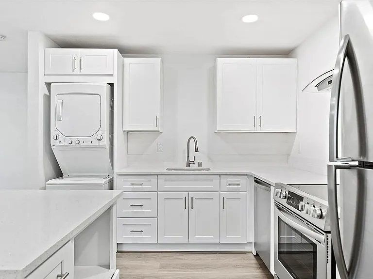 Centennial Pines Apartments! — Photo 9