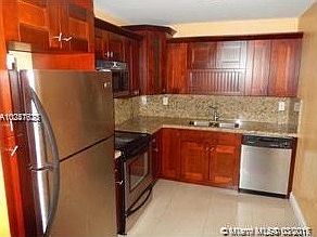 2nd image of 700 NW 214th St APT 711
