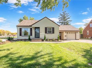 7039 York Rd, Parma Heights, OH 44130