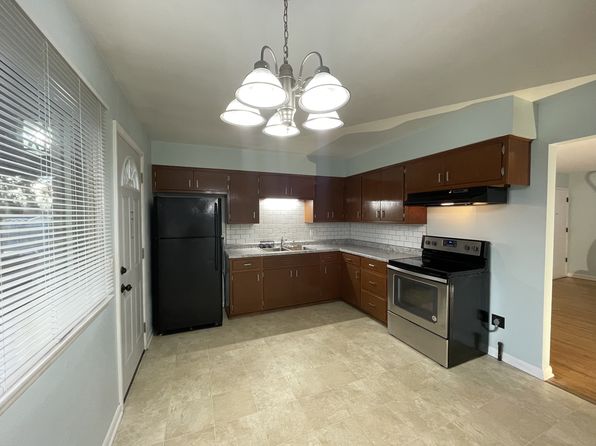 1025 Mayfair Dr APT 2