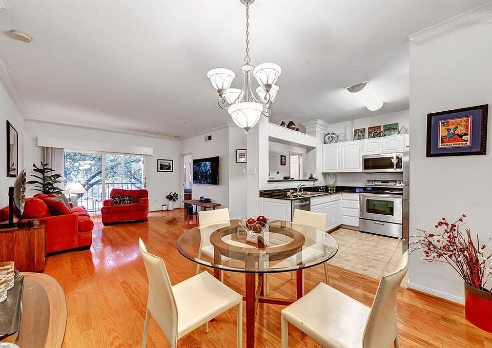 1st image of 3231 Allen Pkwy #2131