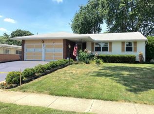 3881 La Rosa Dr, Grove City, OH