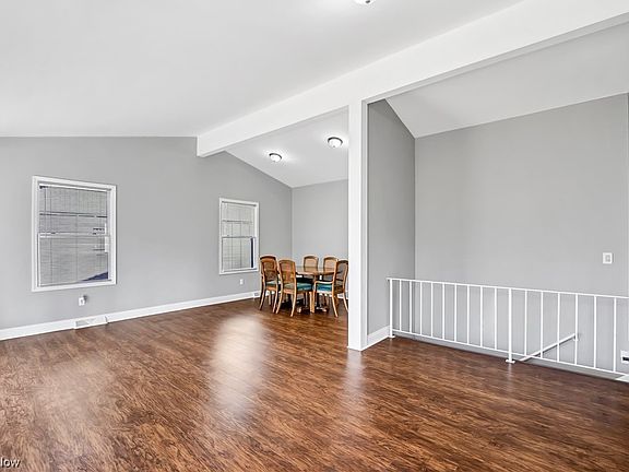 2nd image of 1750 Karg Dr