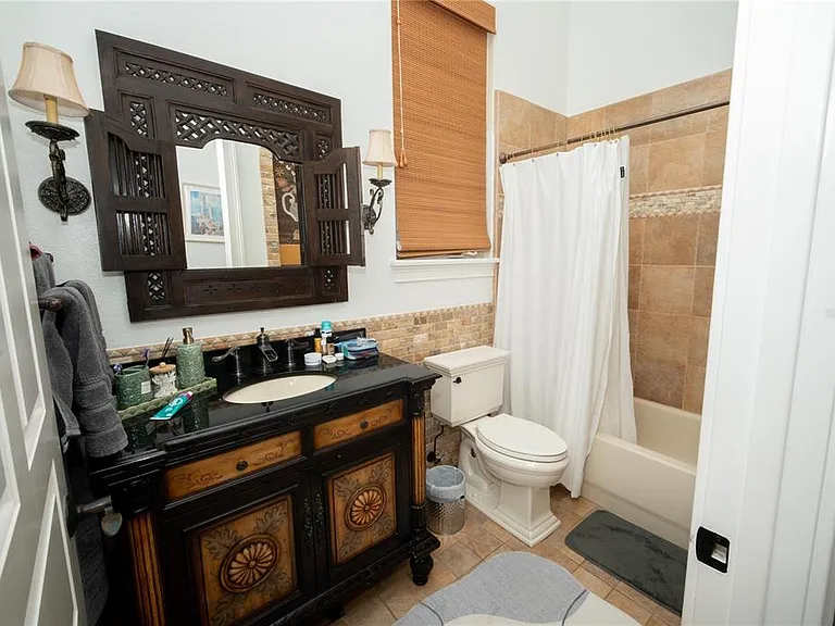 719 Eastlawn Dr — Photo 23