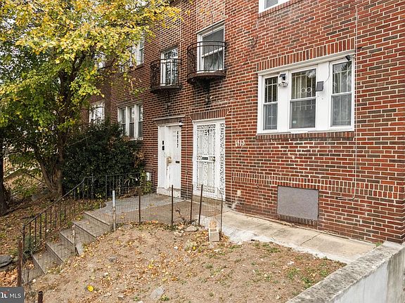 3rd image of 4915 Wissahickon Ave