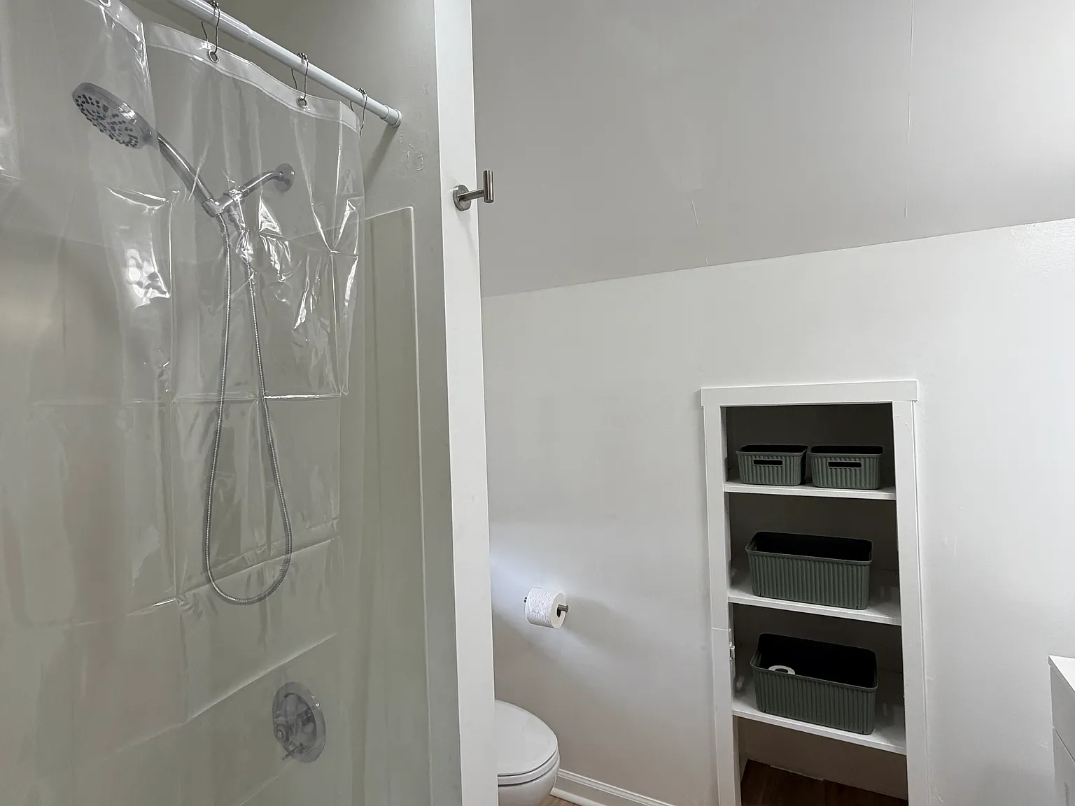 2 bed, 900 sqft, $1,675 — Photo 4