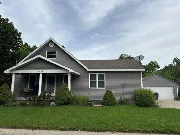2325 38th St SW, Wyoming, MI 49519