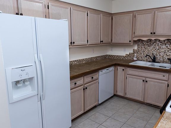 5th image of 48483 Marwood Dr