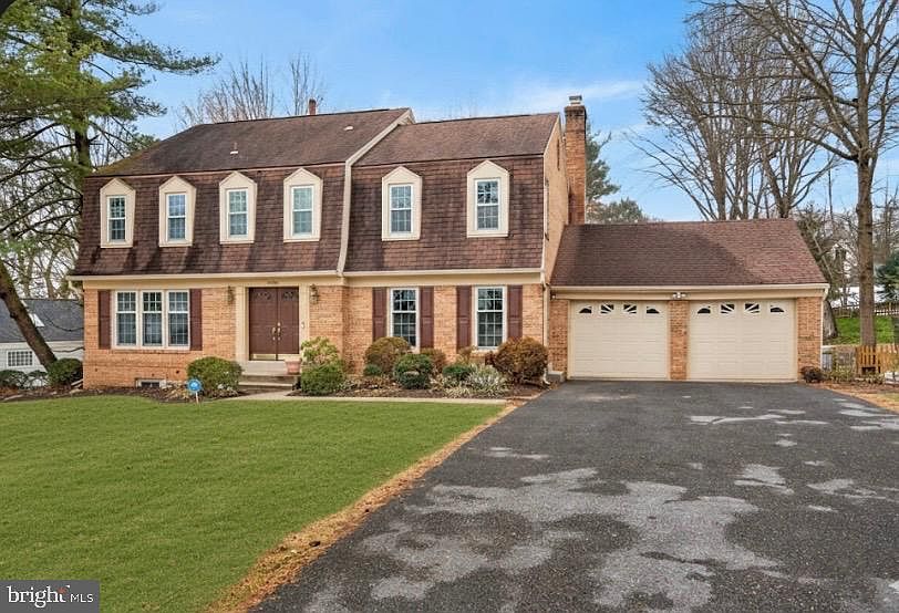 1st image of 15200 Winstead Ln