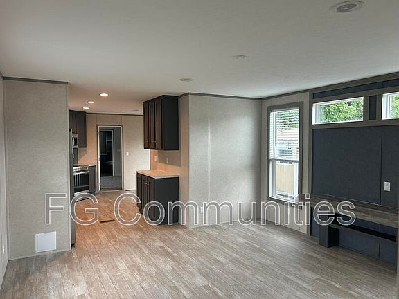 4th image of 168 Sides Meadow Dr Unit 4