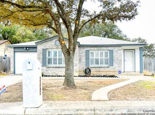 5963 Hidden Dale St, San Antonio, TX 78250