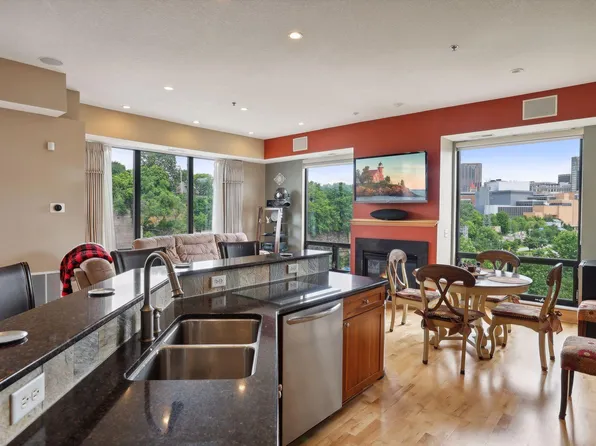 312 Spring St APT 401, Saint Paul, MN 55102