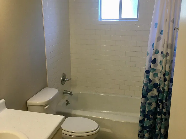 712 Goodman St — Photo 18
