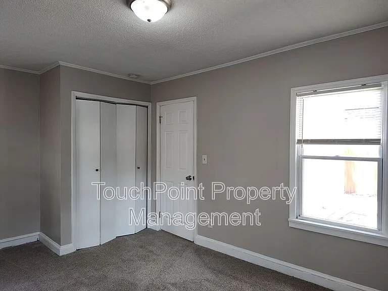 1405 Shamrock Dr — Photo 13