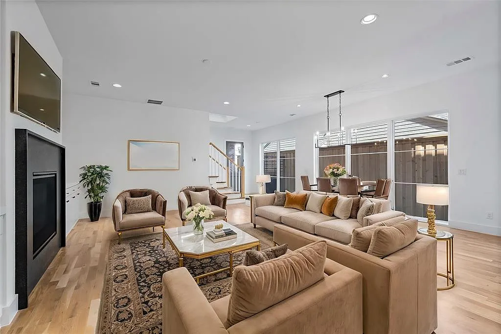 4 bed, 3167 sqft, $7,500 — Photo 3