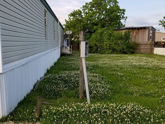 2nd image of 360 Mozart Dr