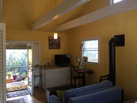 5th image of 477 E 4th Ave #3765
