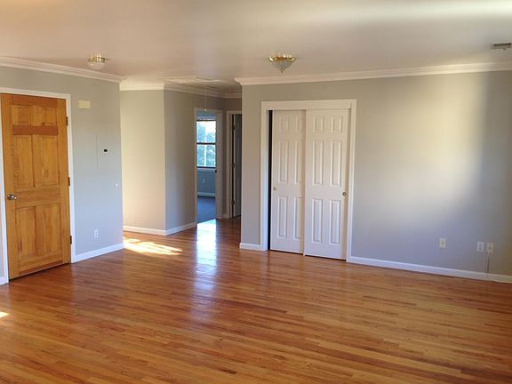 Living Room / Dinning Room