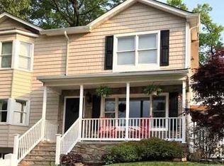 886 Lincoln Pl, Washington Township, NJ 07676