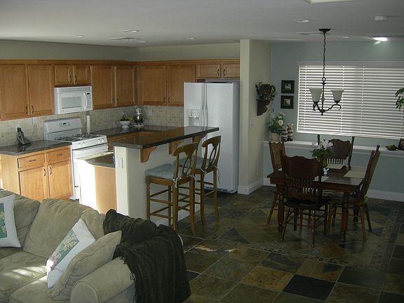 3rd image of 9449 Milkweed Canyon Ave
