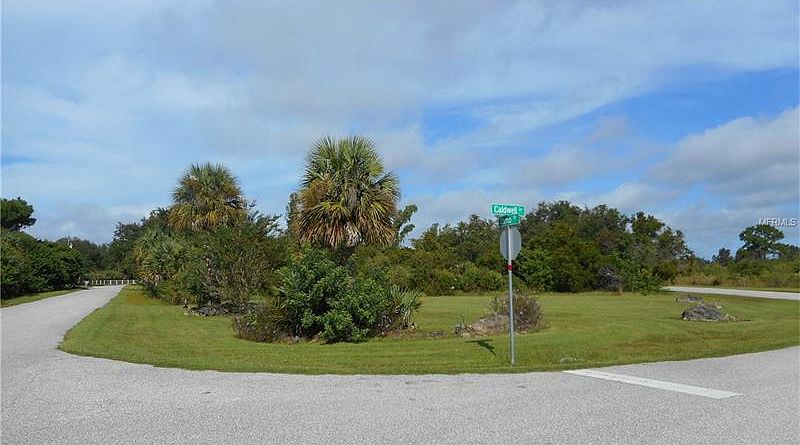 1st image of 17067 Caldwell Ln