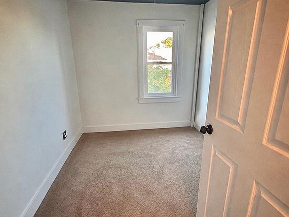 5th image of 512 Saude Ave