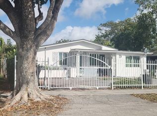 5441 SW 18th St, Hollywood, FL 33023