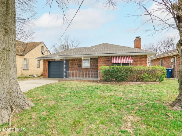 131 Riverside Dr, Jefferson City, MO 65101