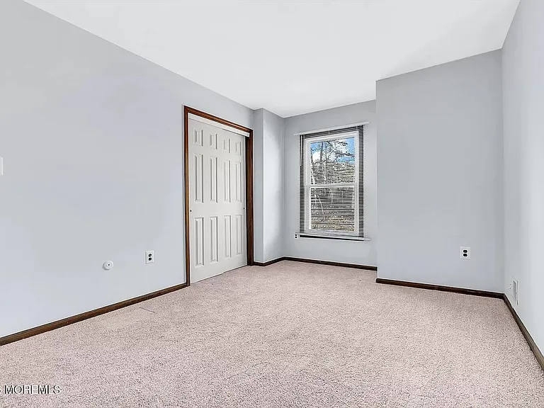 1097 S Lakewood Farmingdale Rd — Photo 13