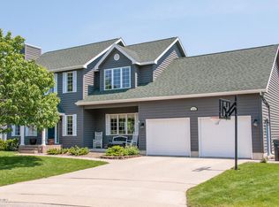 2112 Alice Ln SW, Rochester, MN 55902