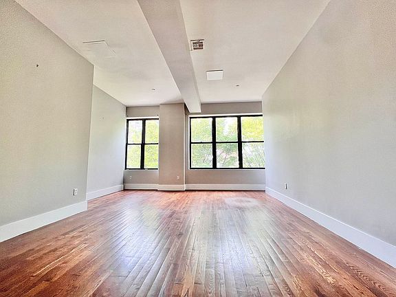 5th image of 70 Kosciuszko St #2CC