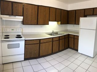 816 Perry Dr #1A, Mundelein, IL 60060