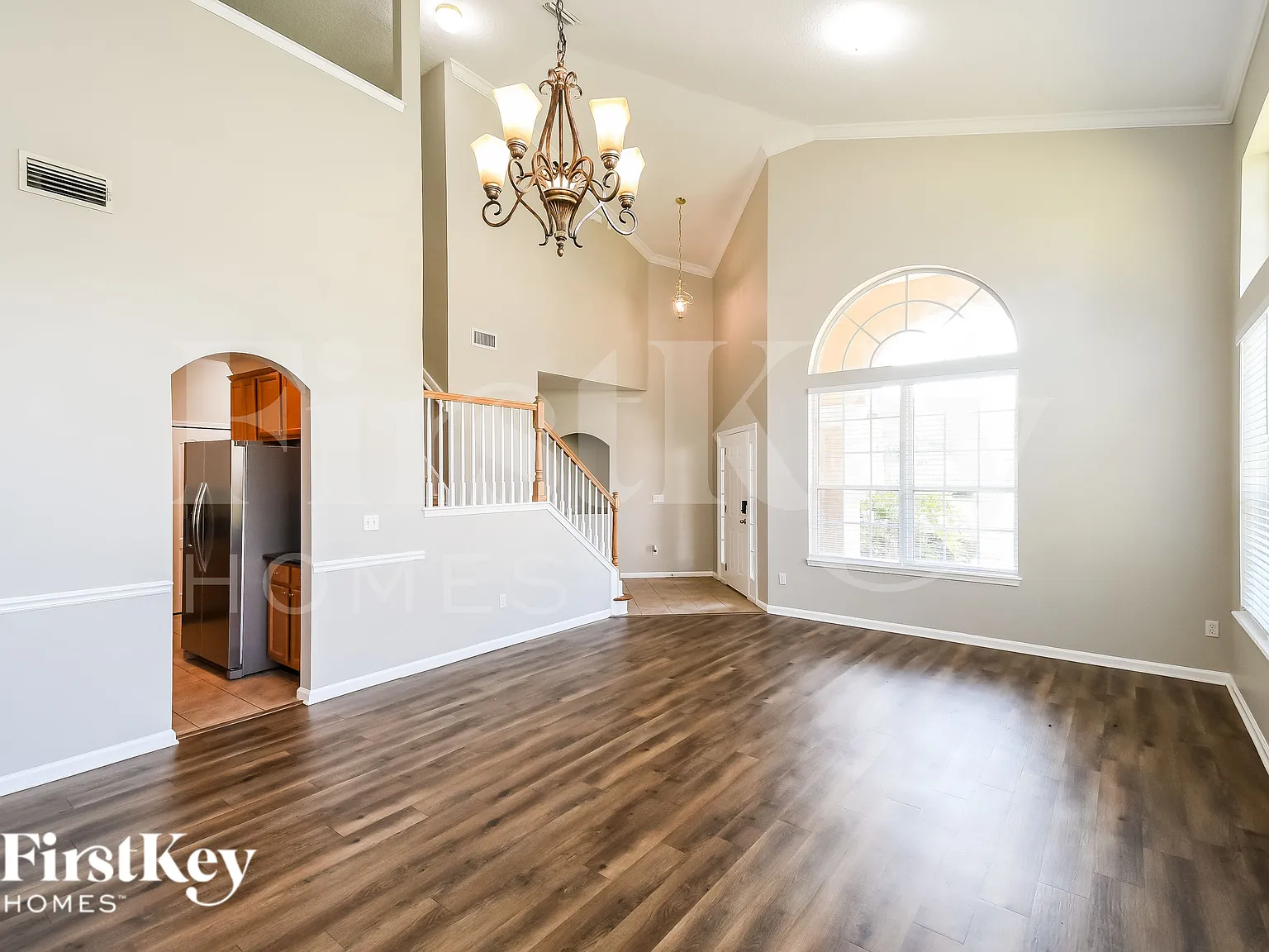 4 bed, 3.5 bath, 2820 sqft, $3,530 — Photo 4