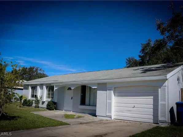 4077 S Edgewater Cir, Labelle, FL 33935