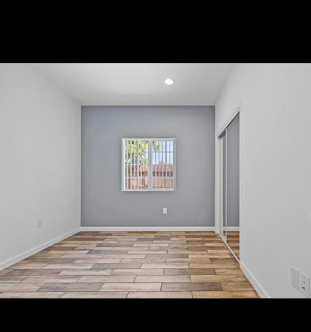 3 bed, 1200 sqft, $1,500 — Photo 3