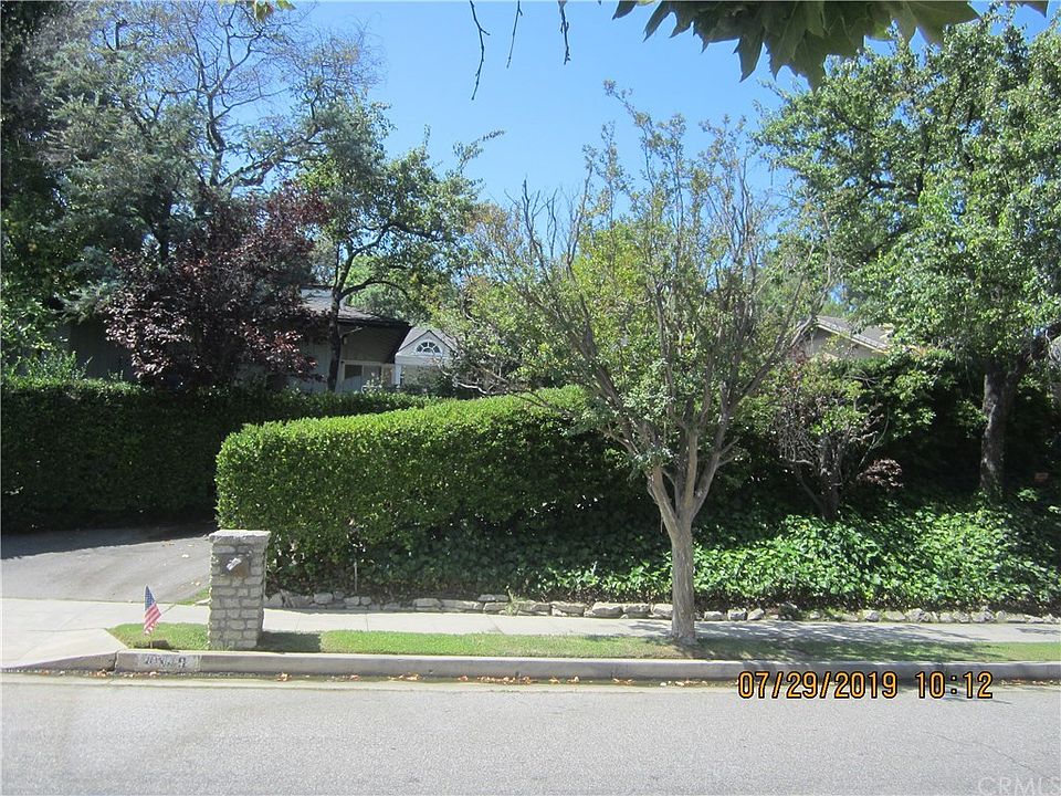 1st image of 4149 Hayvenhurst Dr