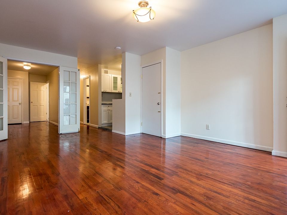1st image of 133 Wilson Ave