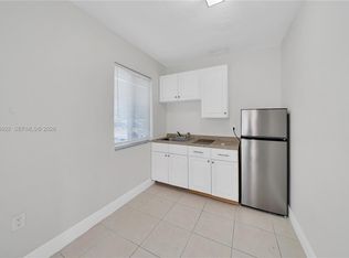 7555 SW 28th Street Rd #B, Miami, FL 33155