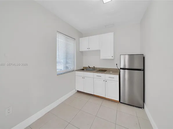 7555 SW 28th Street Rd, Miami, FL