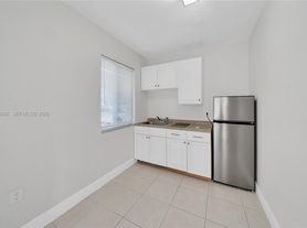 7555 SW 28th Street Rd